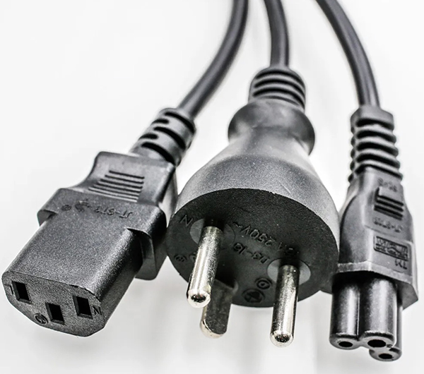 丹麦电源线配IEC 60320连接器